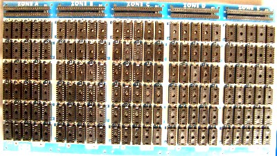 Wire Wrap Board - 150 18-Pin DIP Sockets